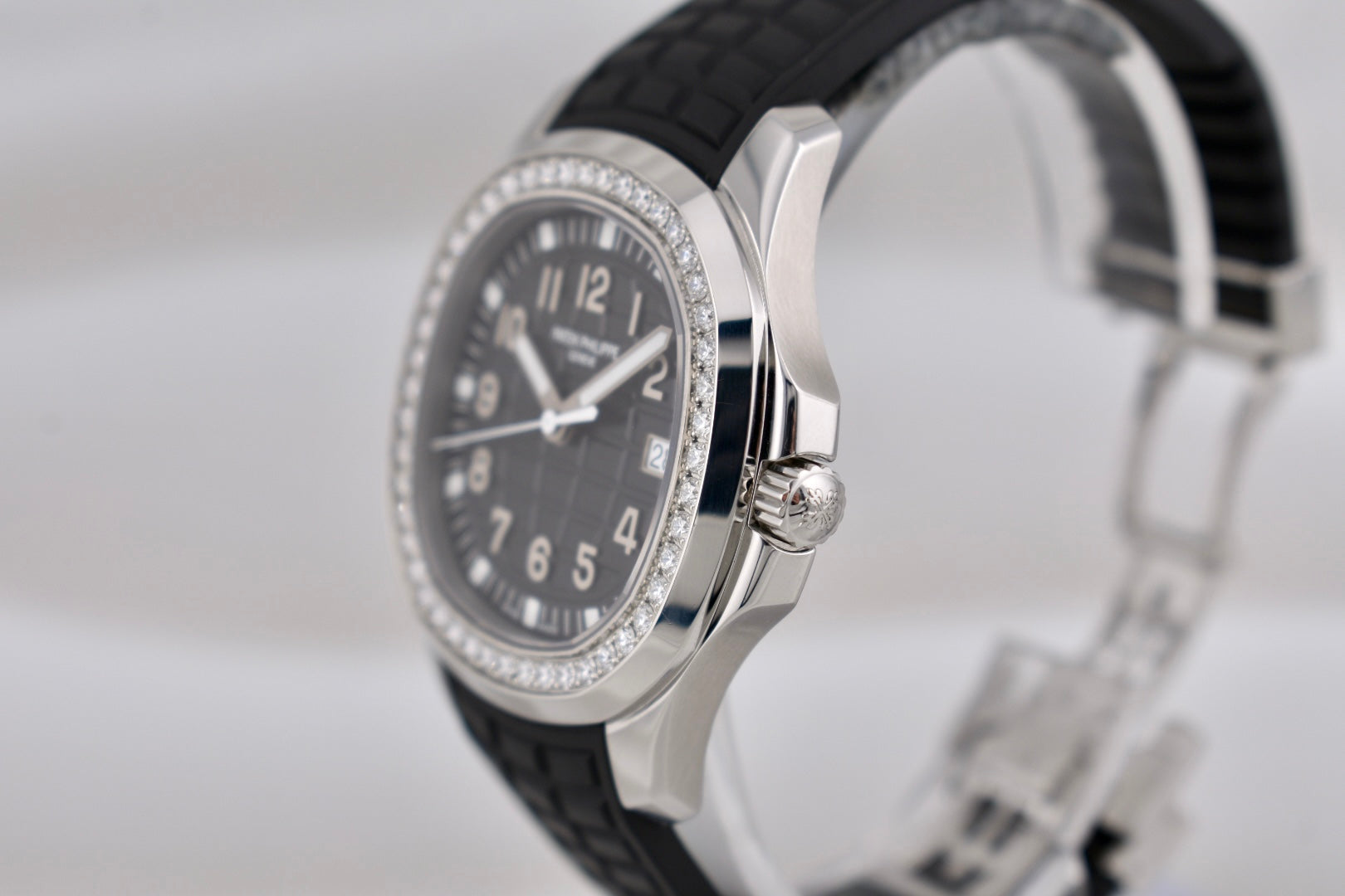 Patek Philippe Aquanaut Luce Diamond Bezel 5267/200A-001 2022