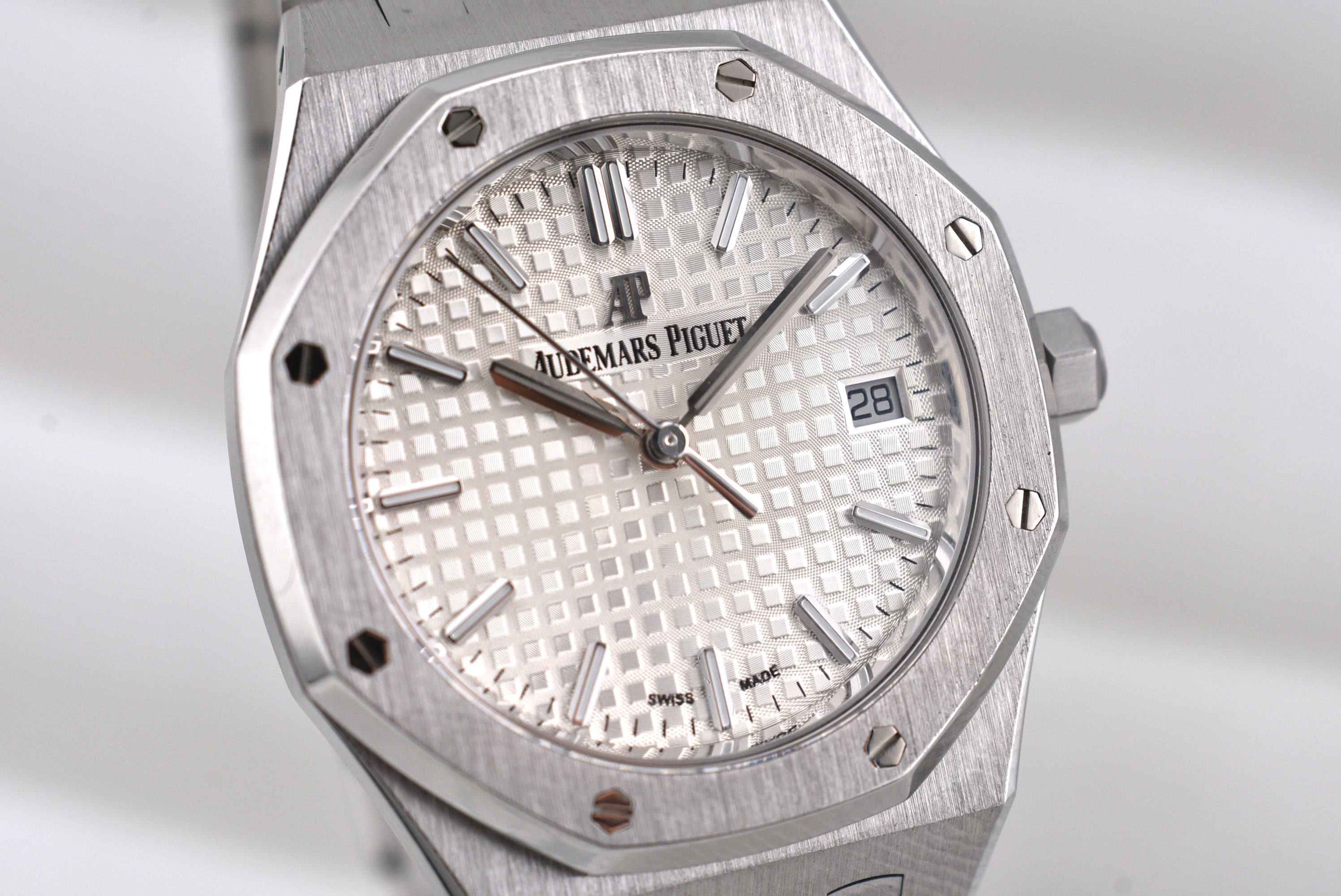 Audemars Piguet Ladies Royal Oak 77350ST 2022