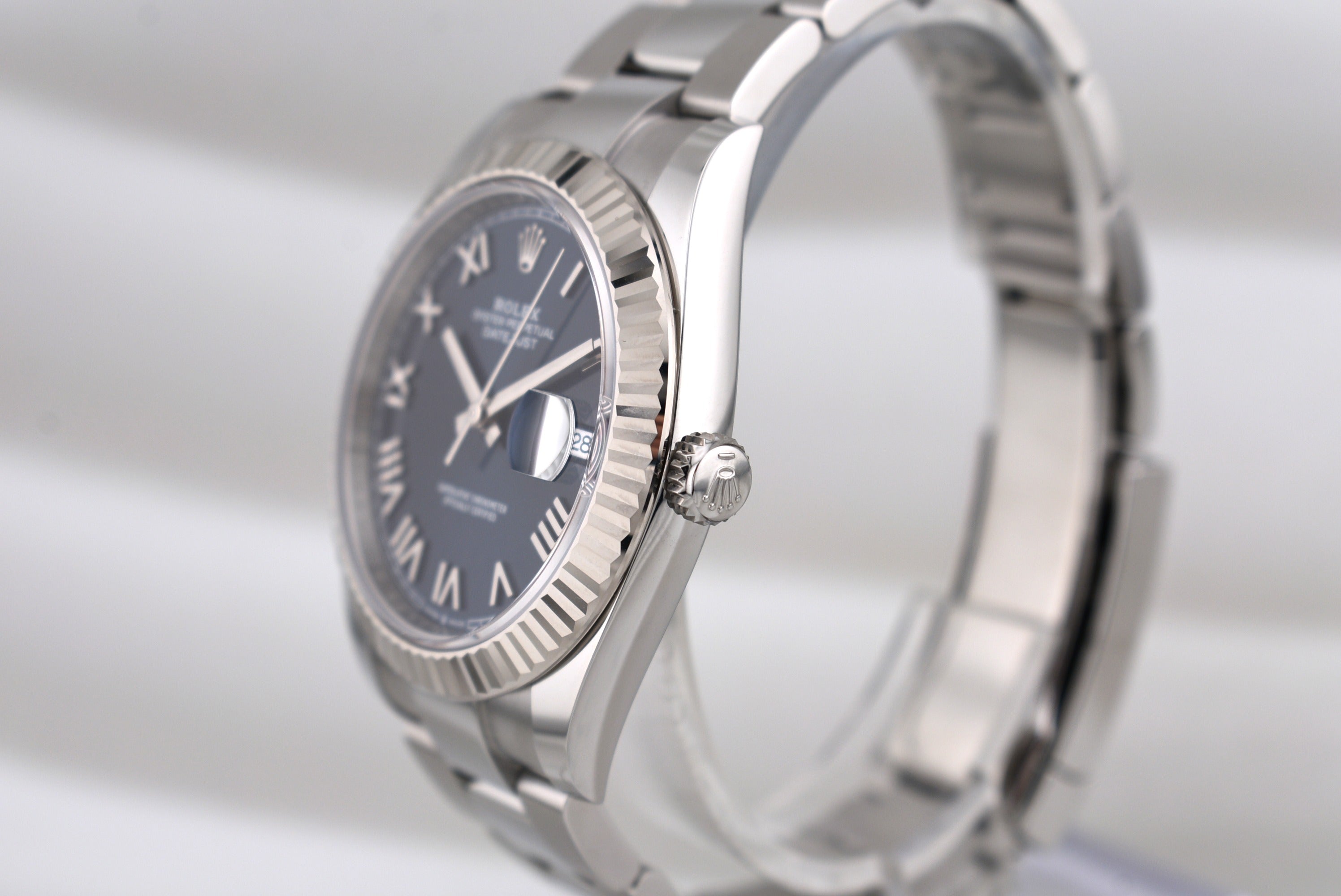 Rolex Datejust 41 Bright Blue Roman Oyster Band 126334 2026