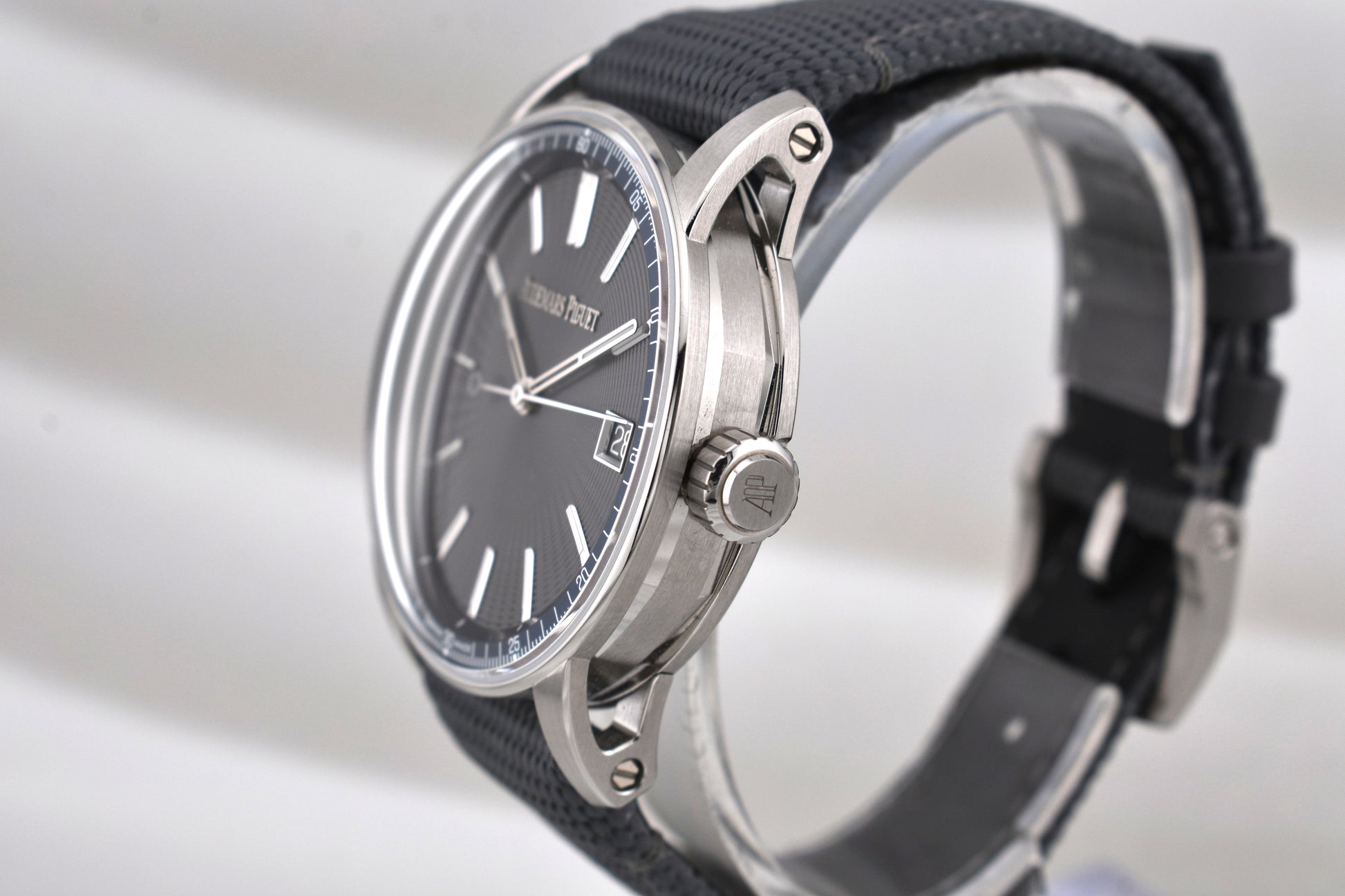 Audemars Piguet Code 11.59 Selfwinding 15210ST 2025
