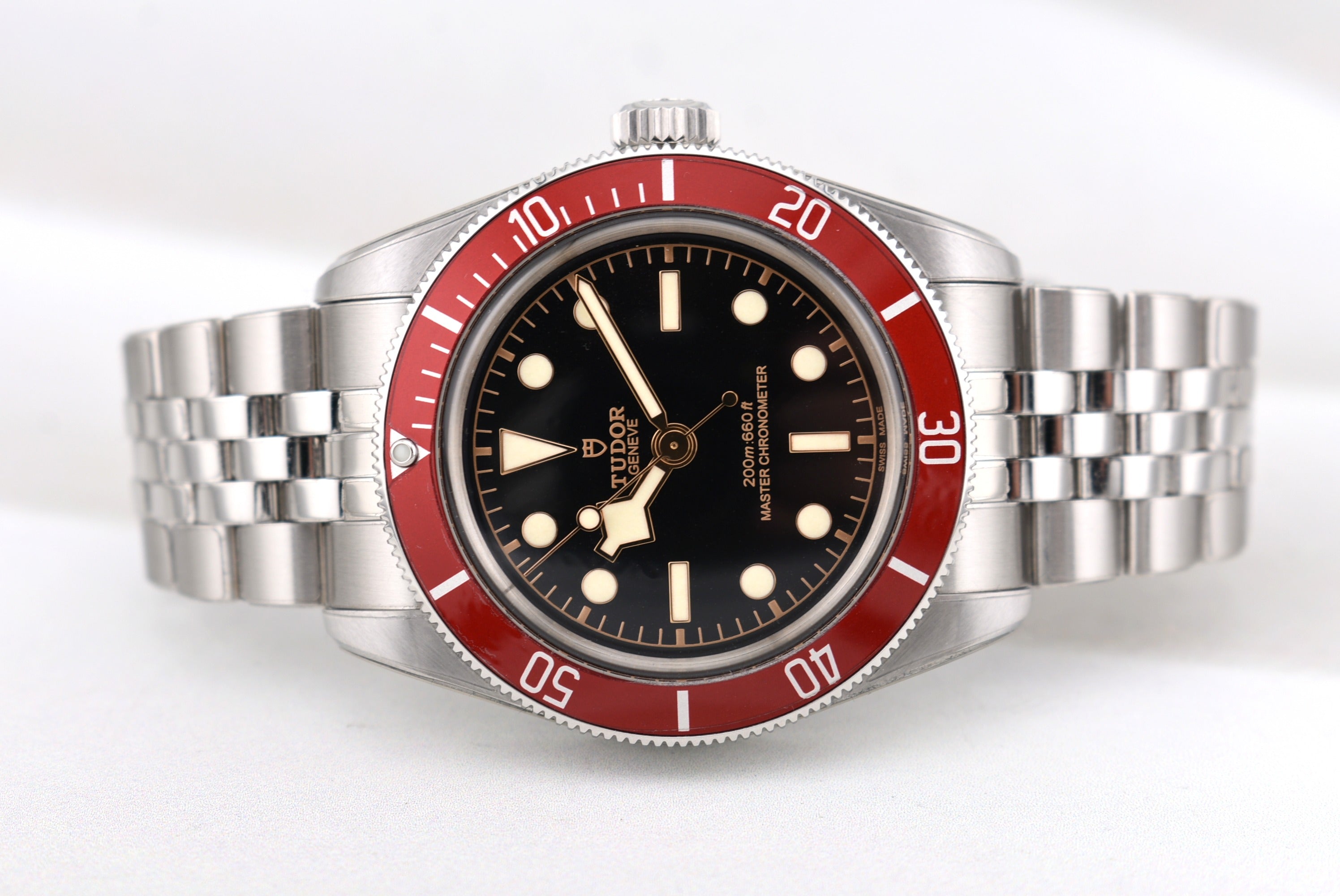 Tudor Black Bay 41 Burgundy Dial Jubilee Band 7941A1A0RU 2024