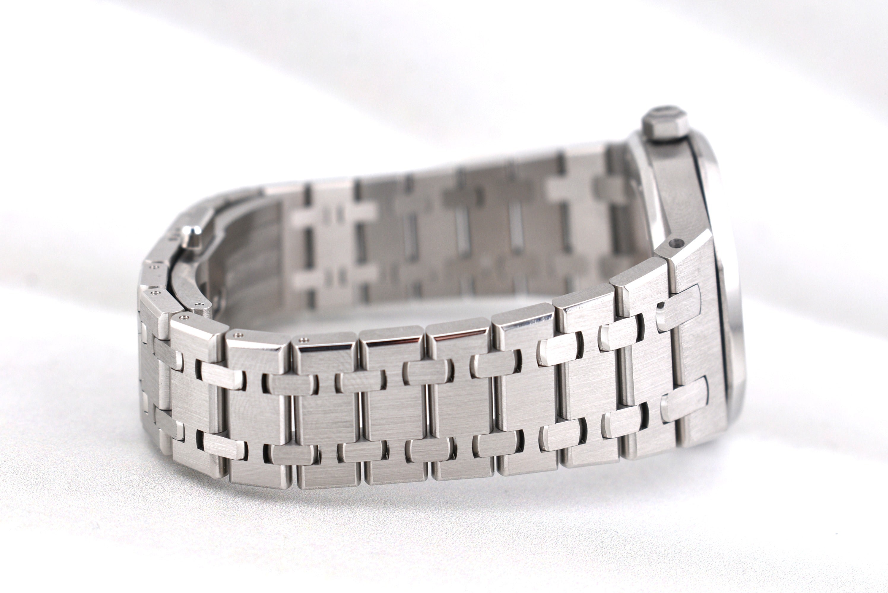 Audemars Piguet Ladies Royal Oak 77350ST 2022