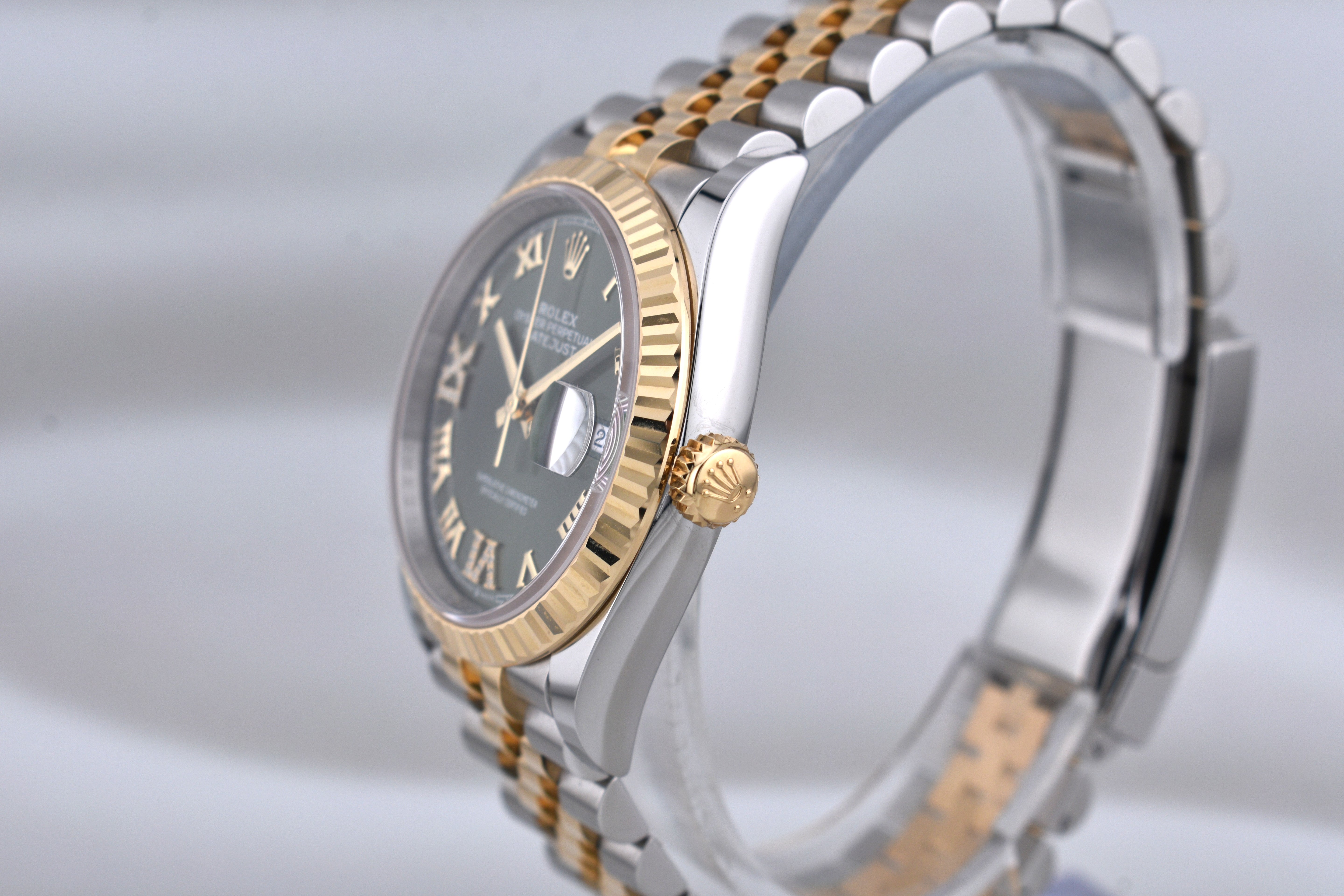 Rolex Datejust 36 Olive Roman Dial Diamond VI 126233 2026