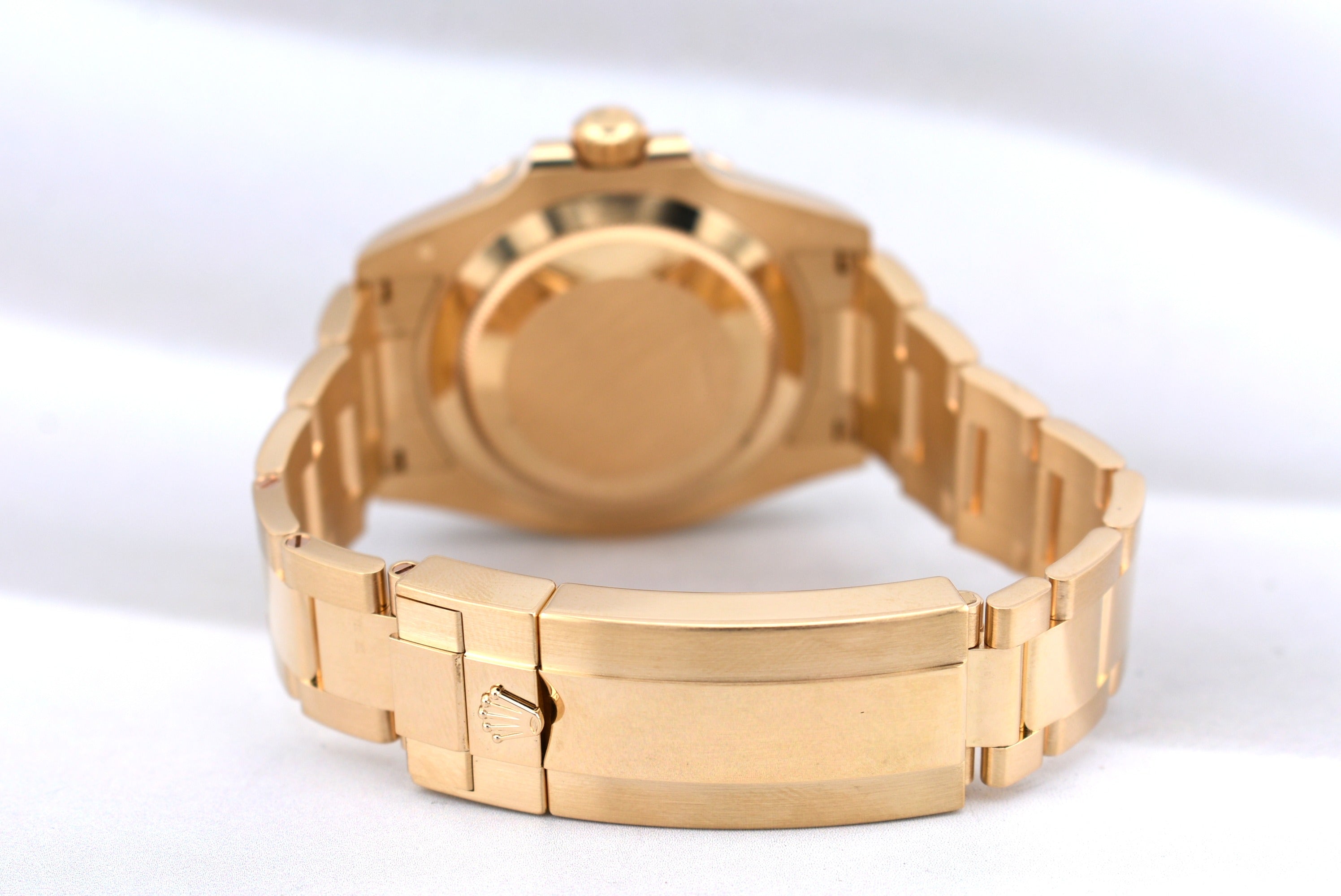 Rolex Submariner Date Yellow Gold Bluesy 126618LB 2026