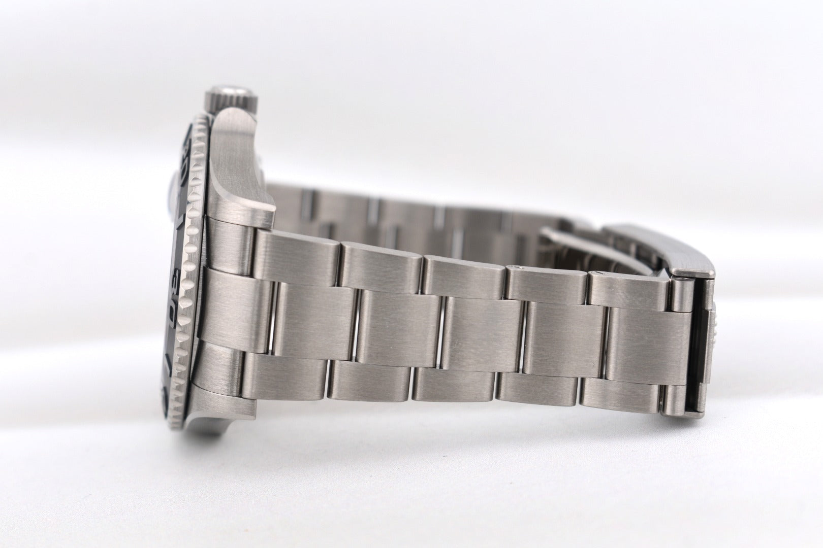 Rolex Yacht Master 42 Titanium 226627 2025