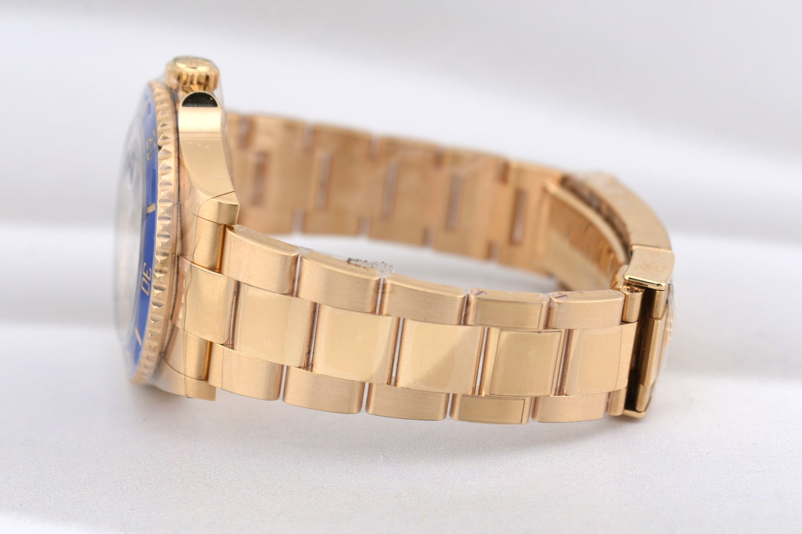 Rolex Submariner Date Yellow Gold Bluesy 126618LB 2022