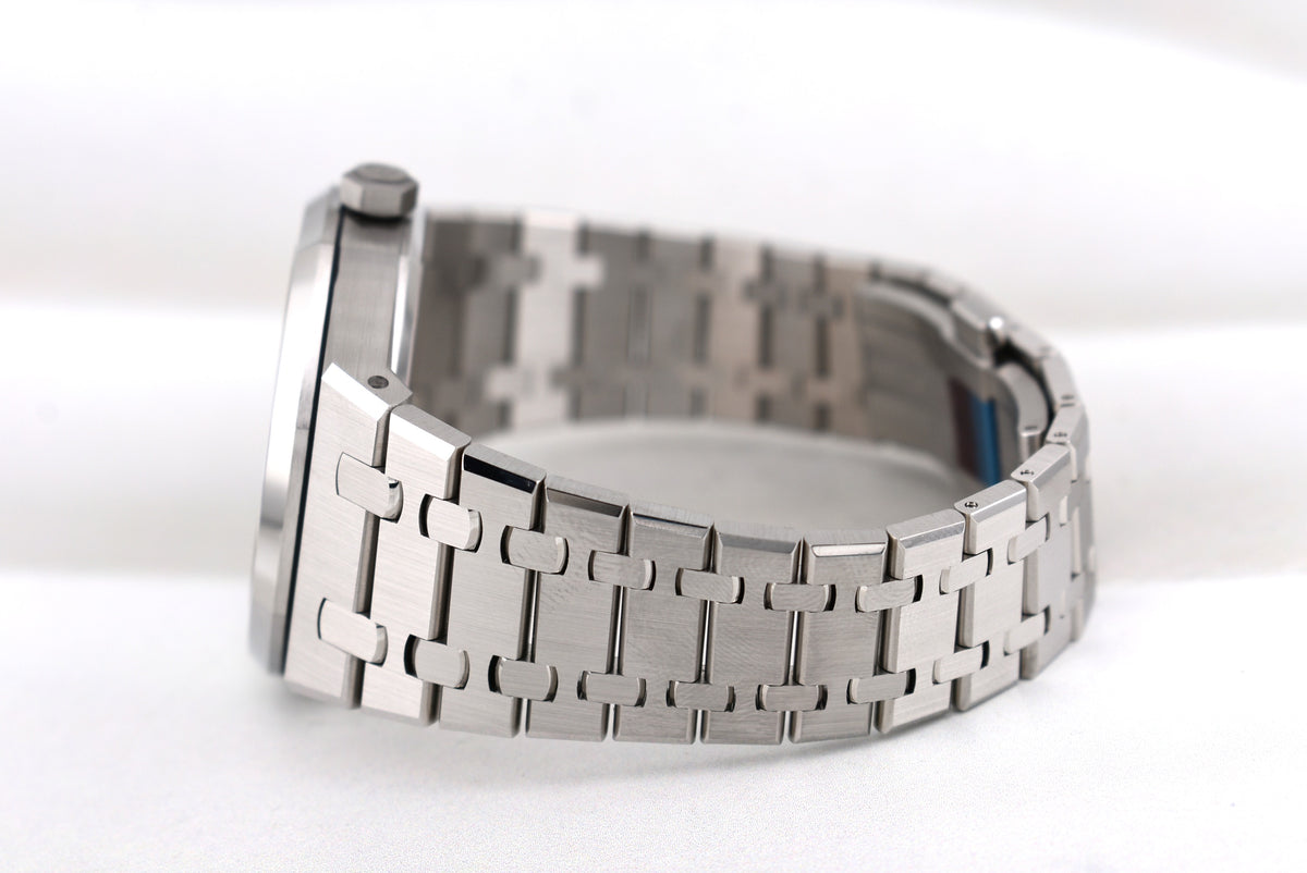 Audemars Piguet Royal Oak Grey Dial 15510ST 2026