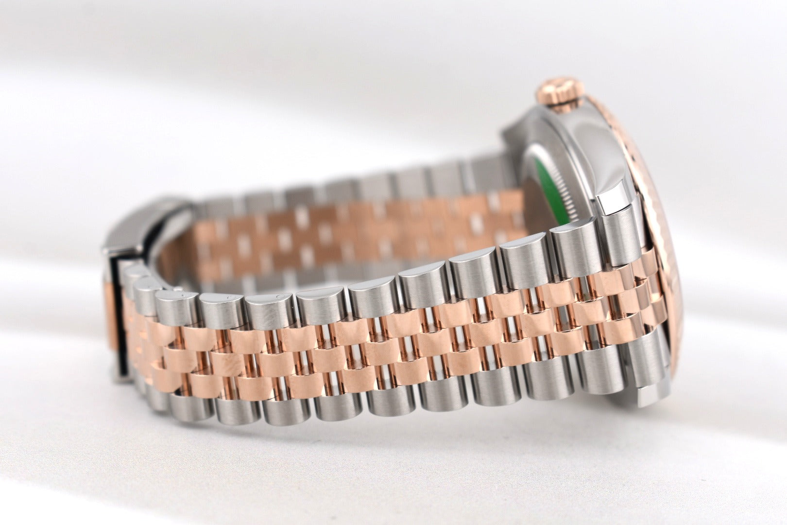 Rolex Datejust 41 Two Tone Sundust Index Dial 126331 2025