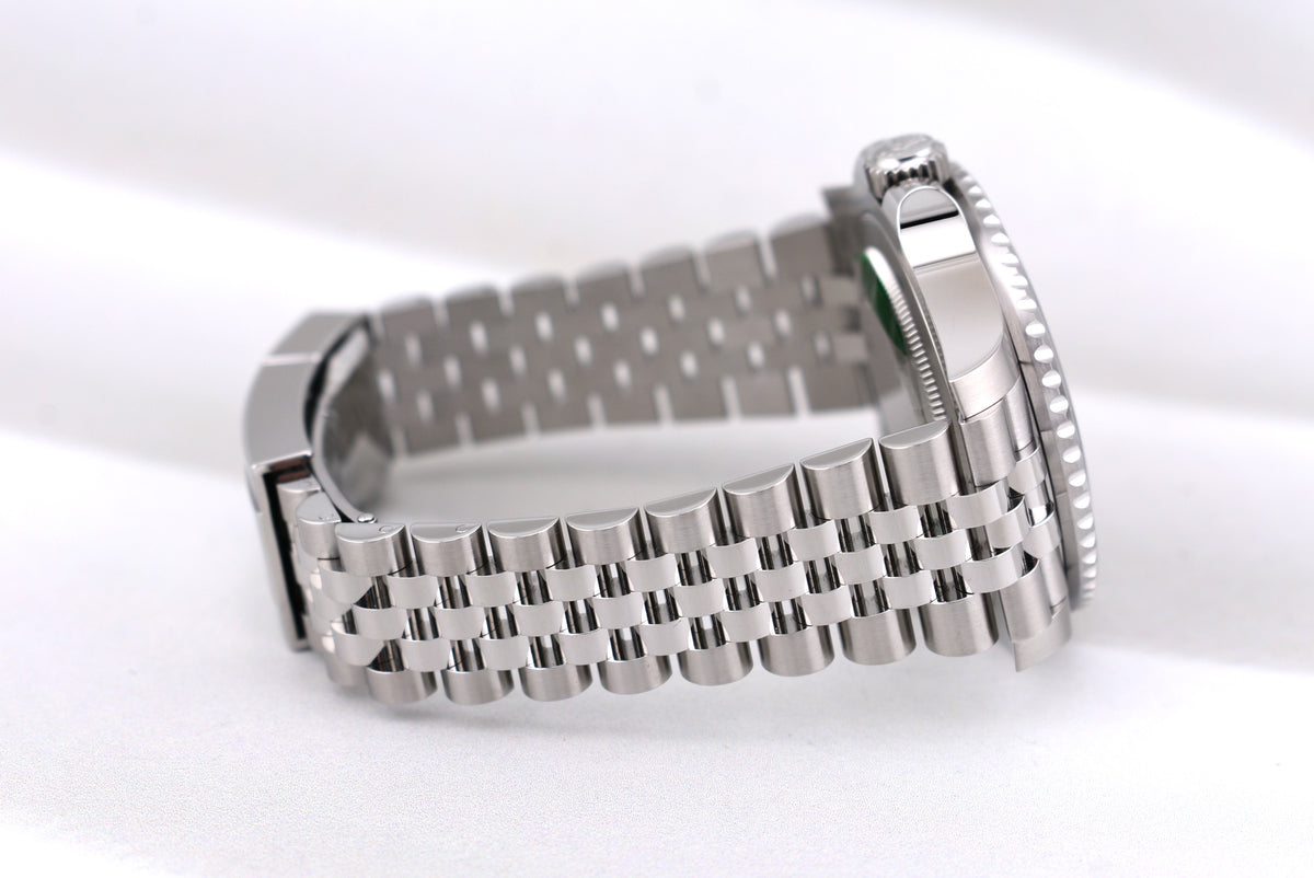 Rolex GMT Master II Bruce Wayne Jubilee Band 126710GRNR 2026