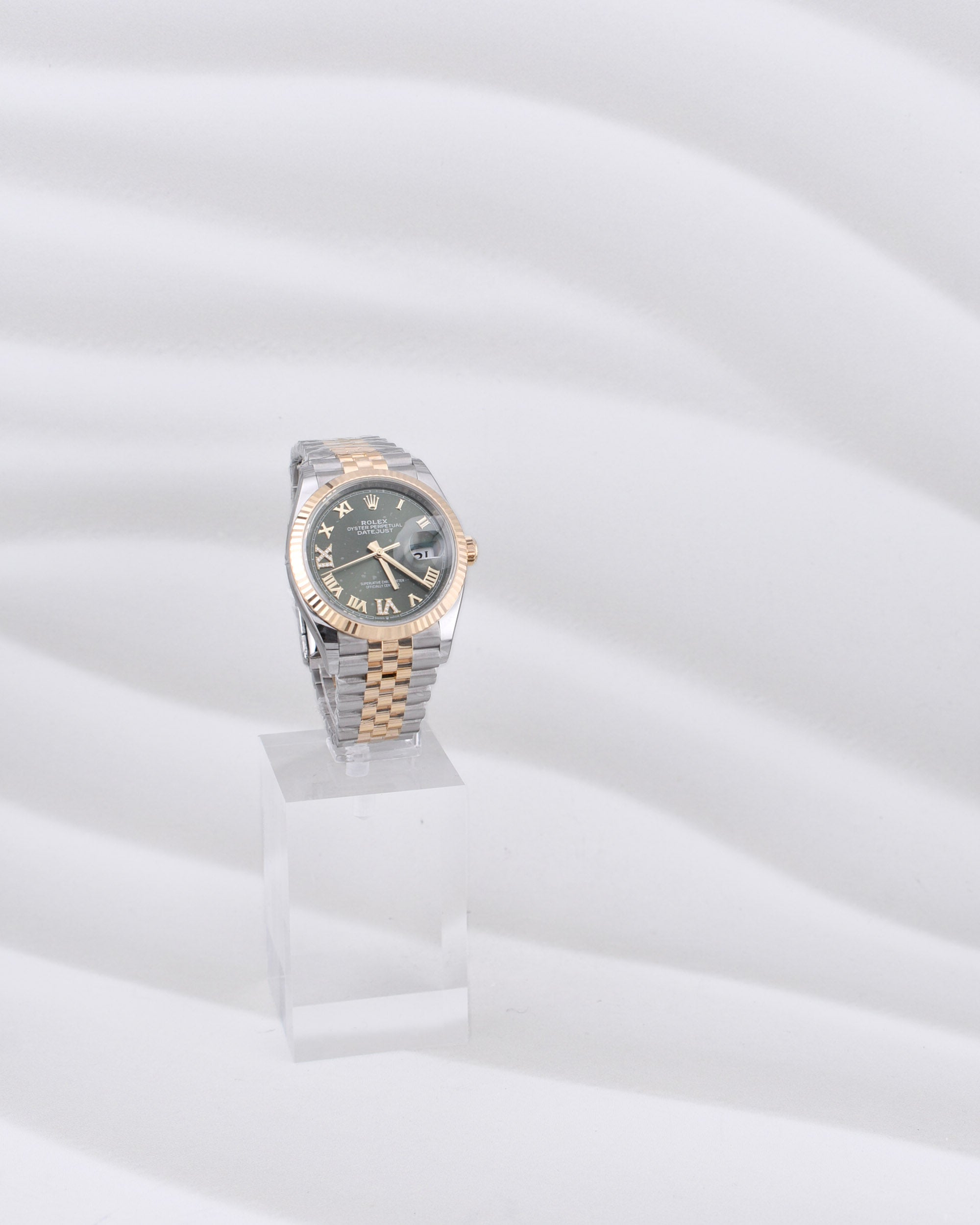 Rolex Datejust 36 Olive Roman Dial Diamond VI 126233 2026