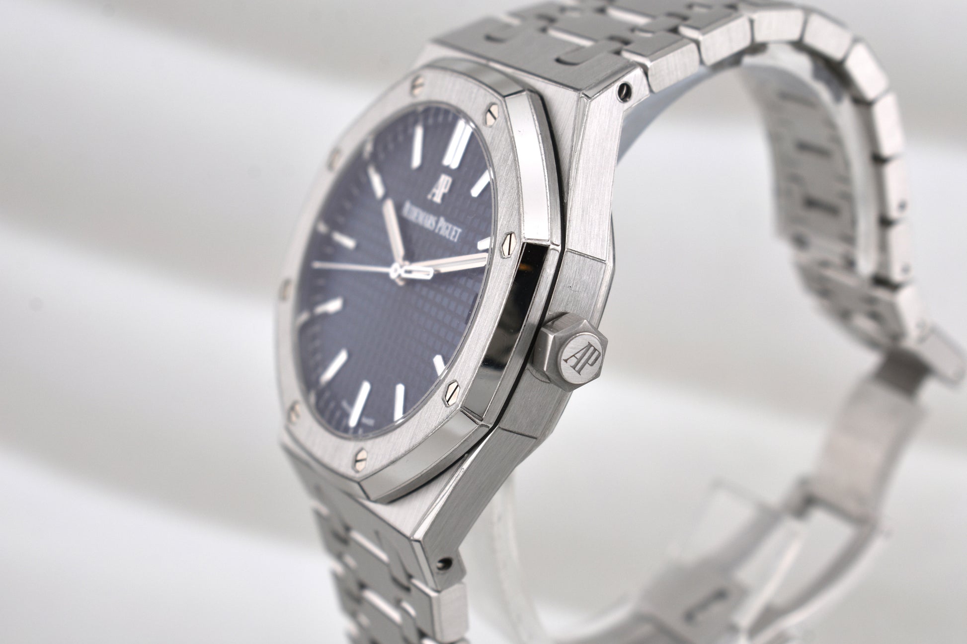 Audemars Piguet Royal Oak Self-Winding Blue Dial 15500ST 2021