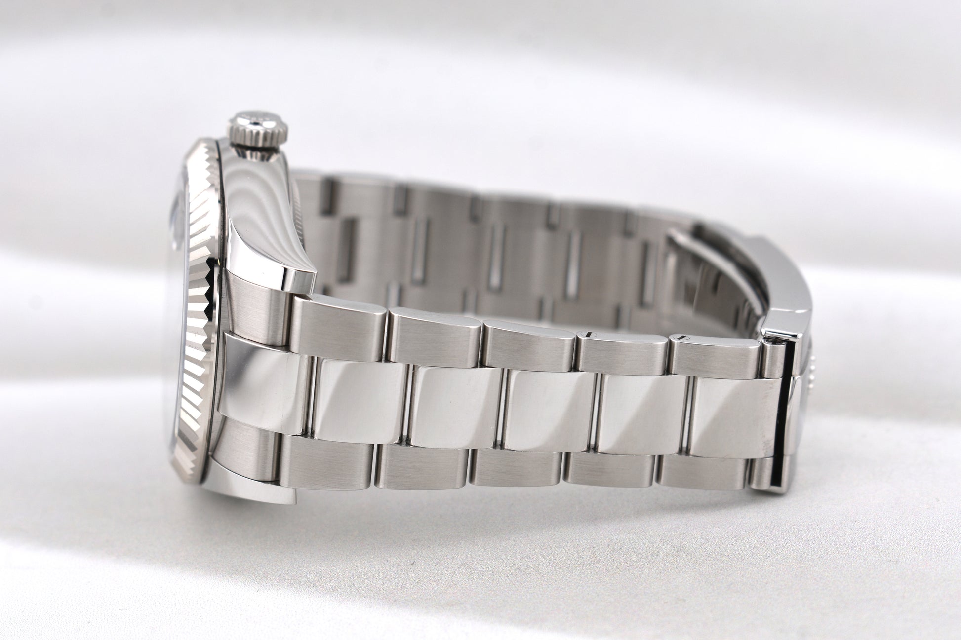 Rolex Sky Dweller Black Dial Oyster Band 336934 2025