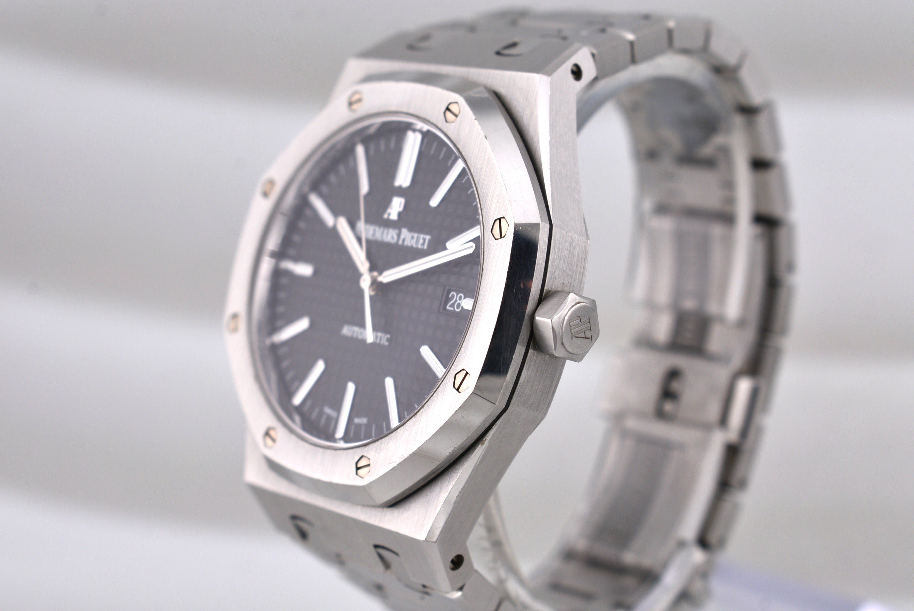 Audemars Piguet Royal Oak Black Dial 15400ST 2016
