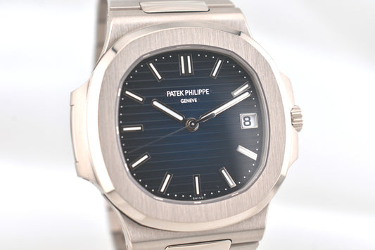 Patek Philippe Nautilus White Gold Blue Dial 5811 2024