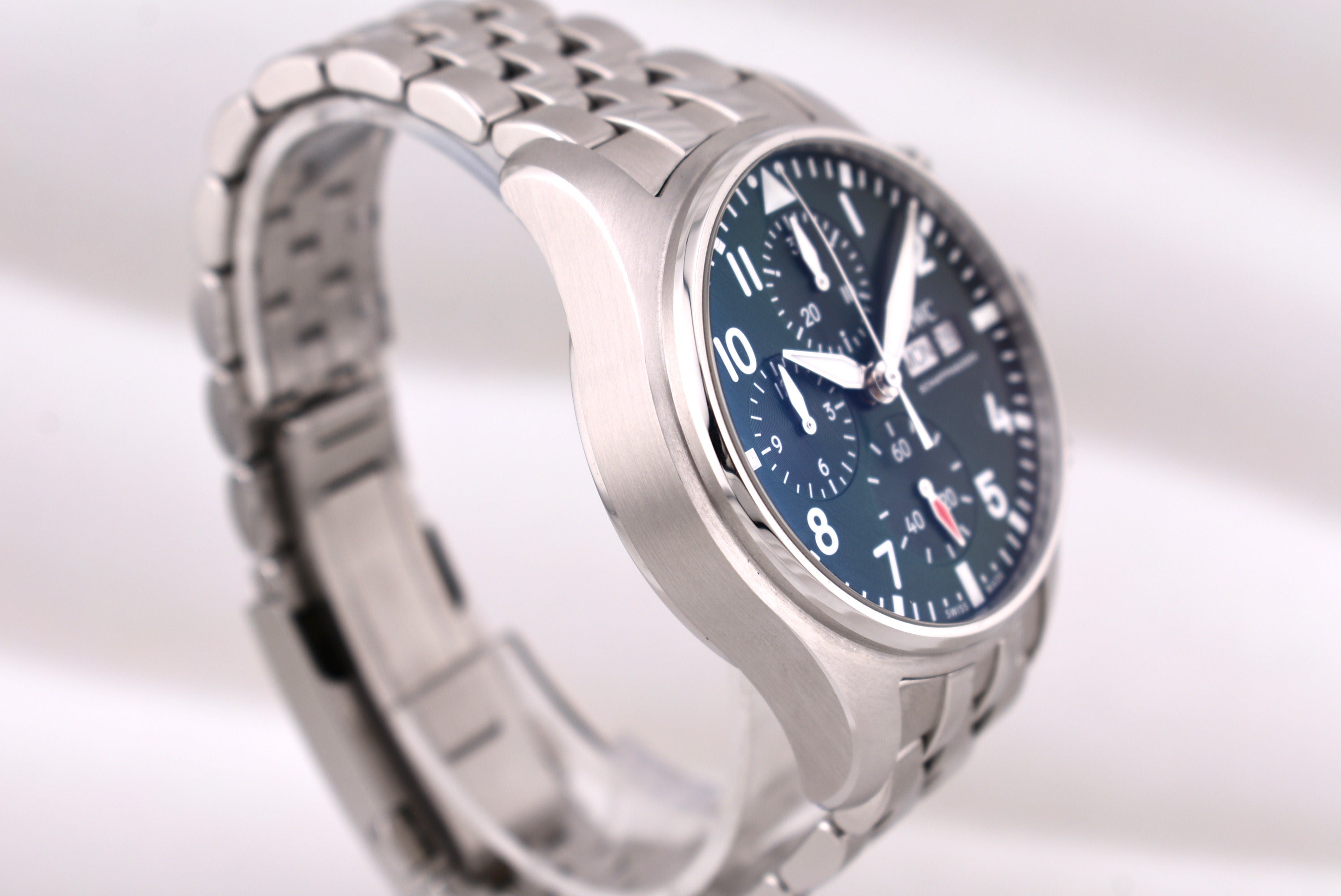 IWC Pilot Chronograph Green Dial IW388103 2022