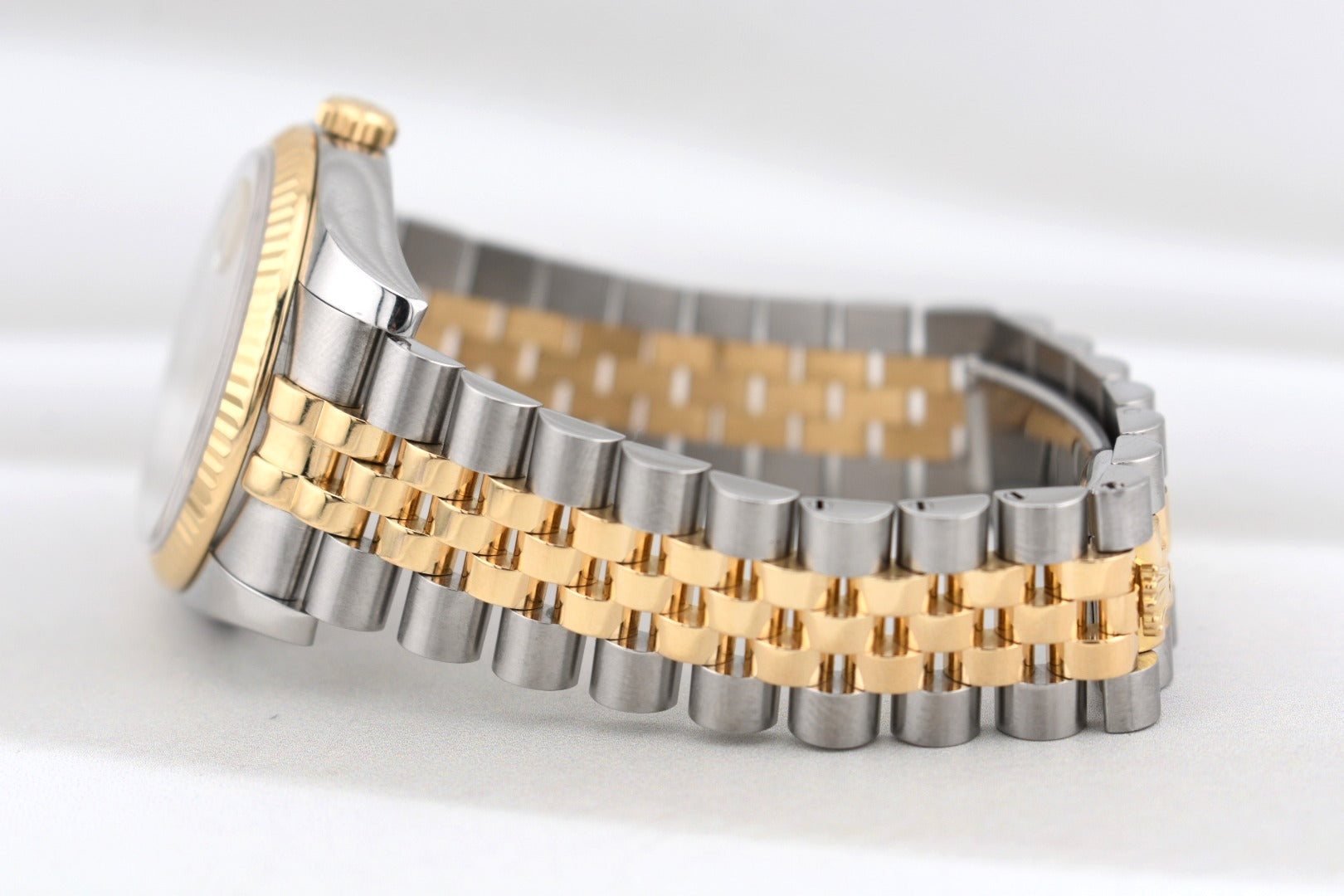 Rolex Datejust 36 Silver Diamond Dial Two Tone Yellow Gold 116233 2016