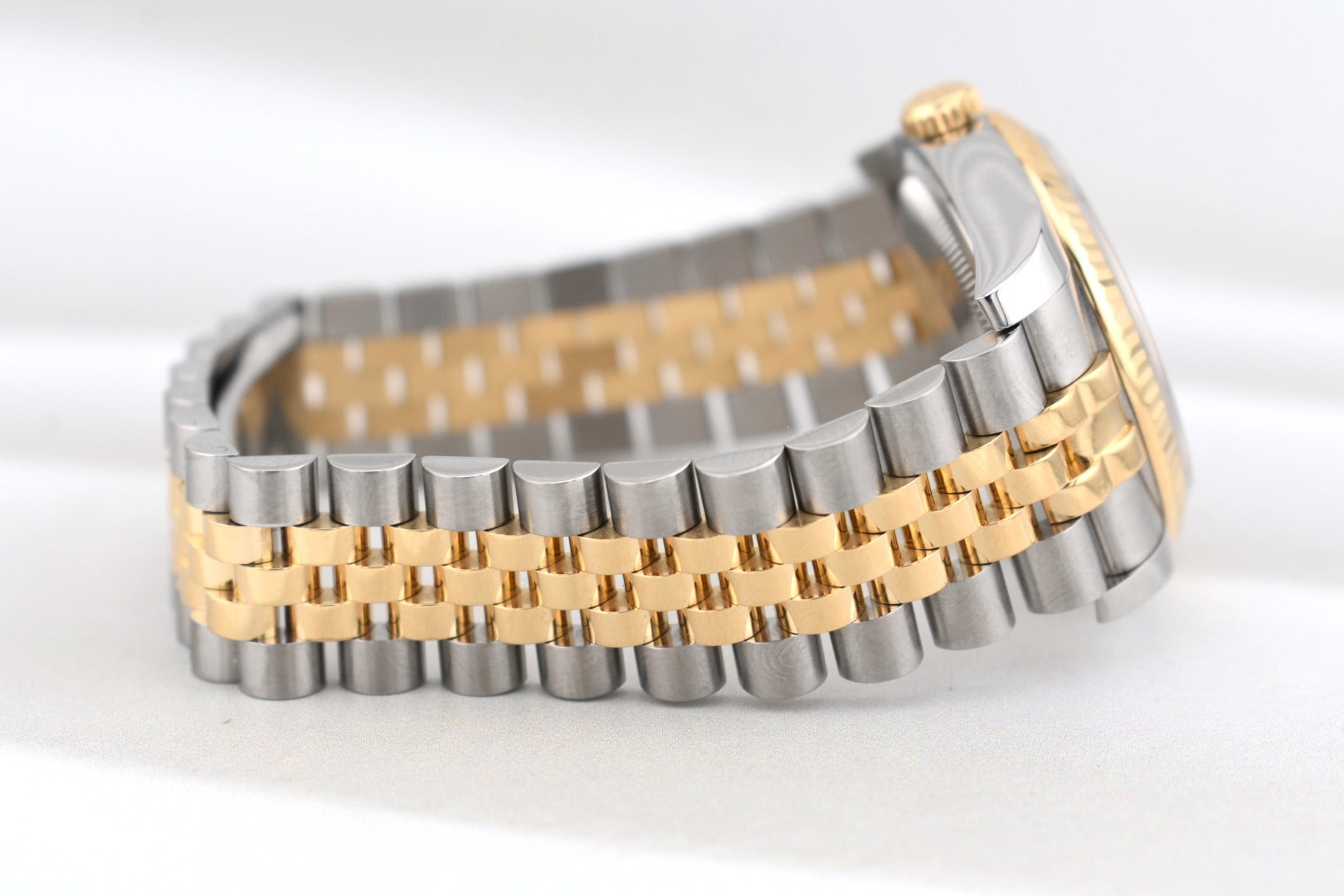 Rolex Datejust 36 Silver Diamond Dial Two Tone Yellow Gold 116233 2016