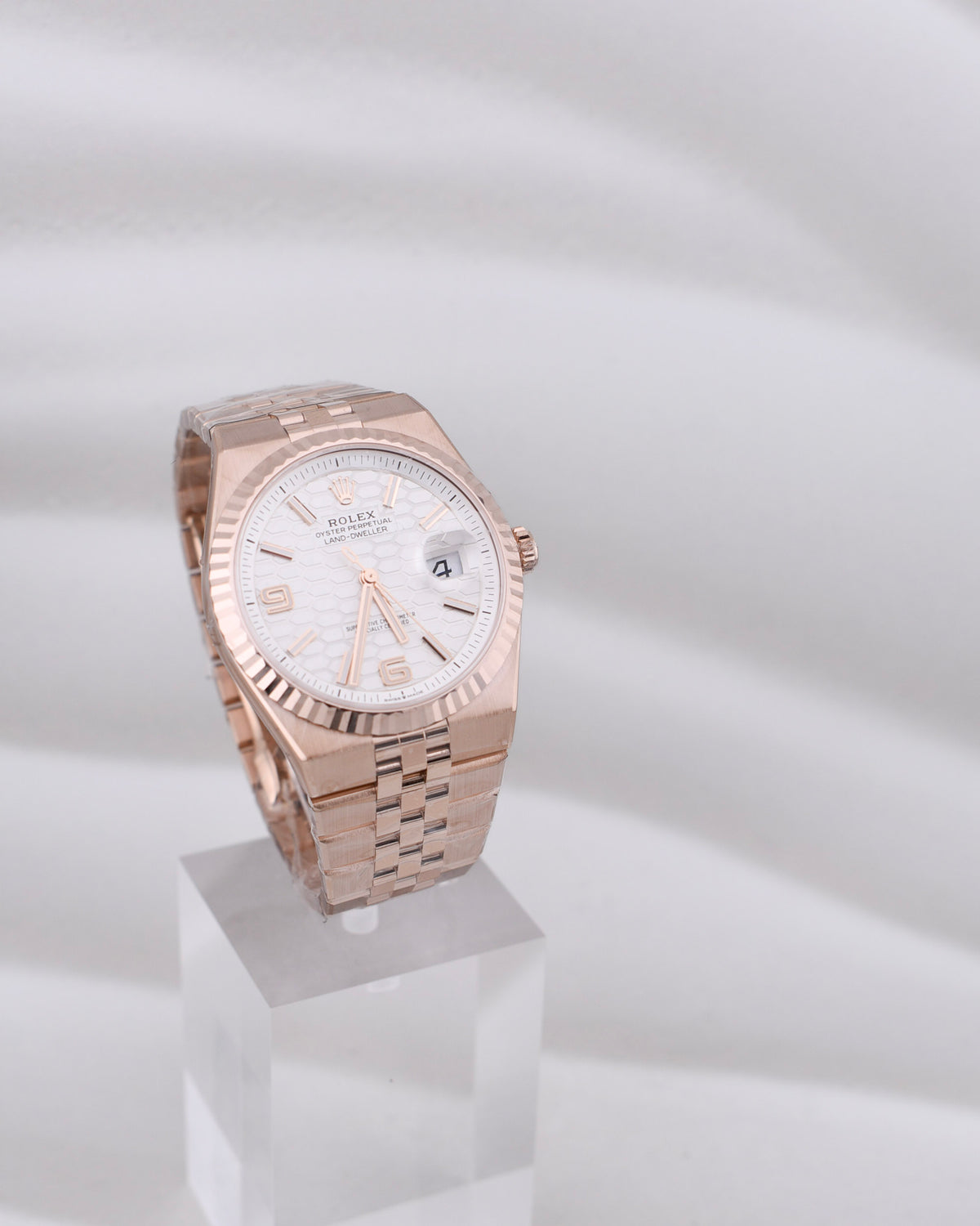 Rolex Land Dweller 40 Everose Gold 127335 2026