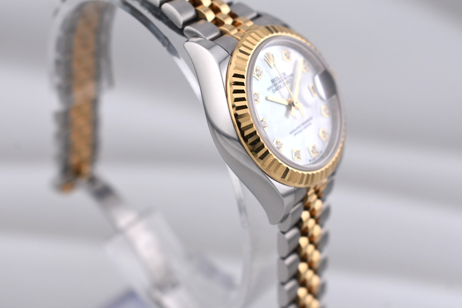Rolex Lady Datejust 28 Mother of Pearl Diamond Dial Two Tone Yellow Gold 279173 2025