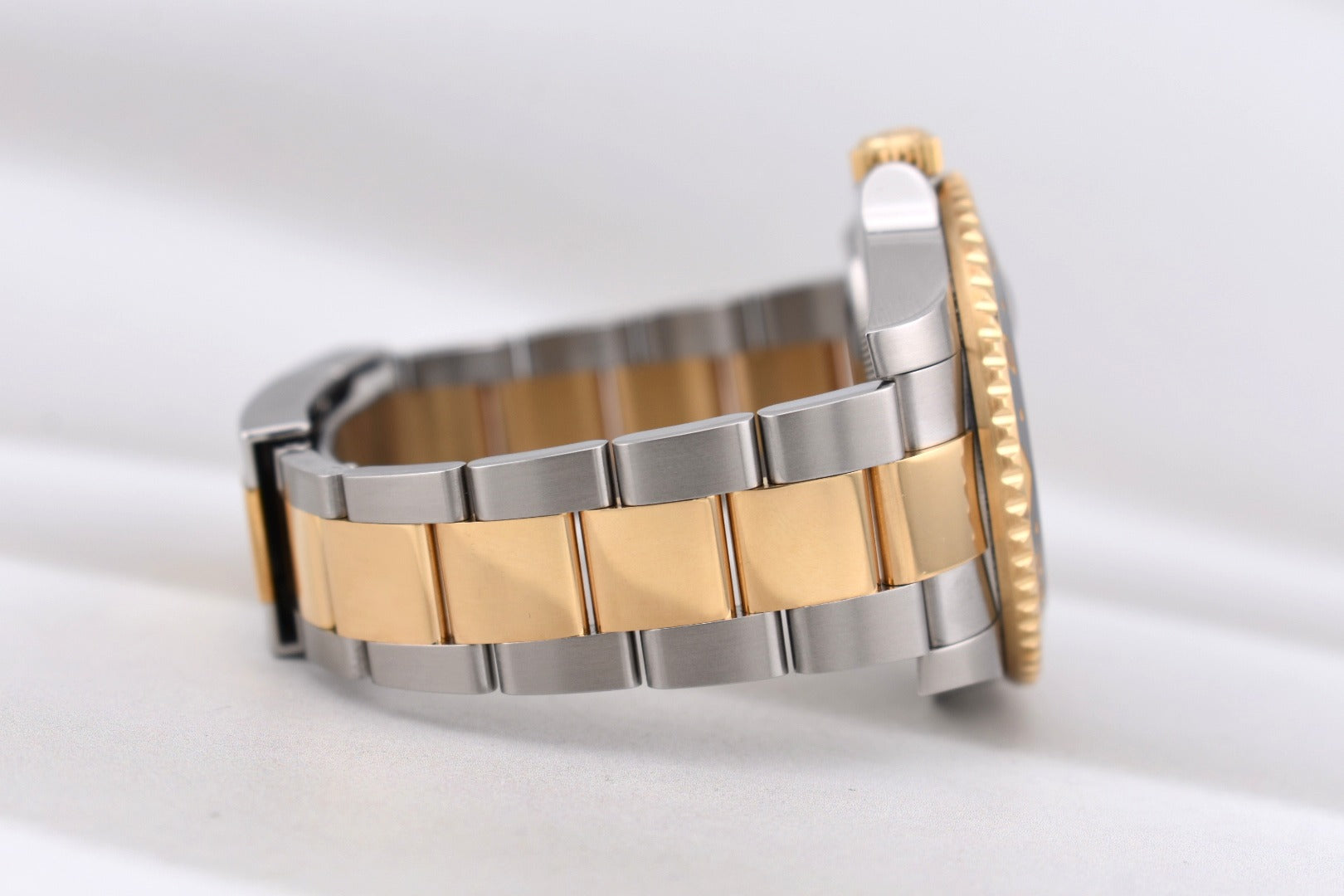 Rolex GMT Master II Two Tone Yellow Gold Green Arrow 116713LN 2012