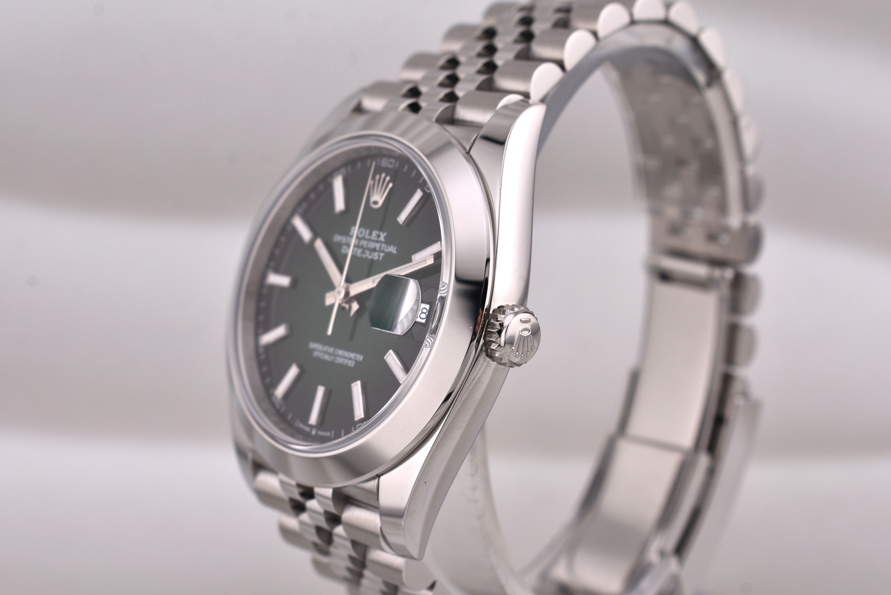 Rolex Datejust 41 Green Ombre Jubilee Band 126300 2026
