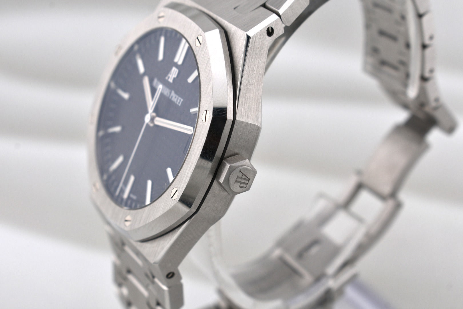 Audemars Piguet Royal Oak Self-Winding Black Dial 15500ST 2021