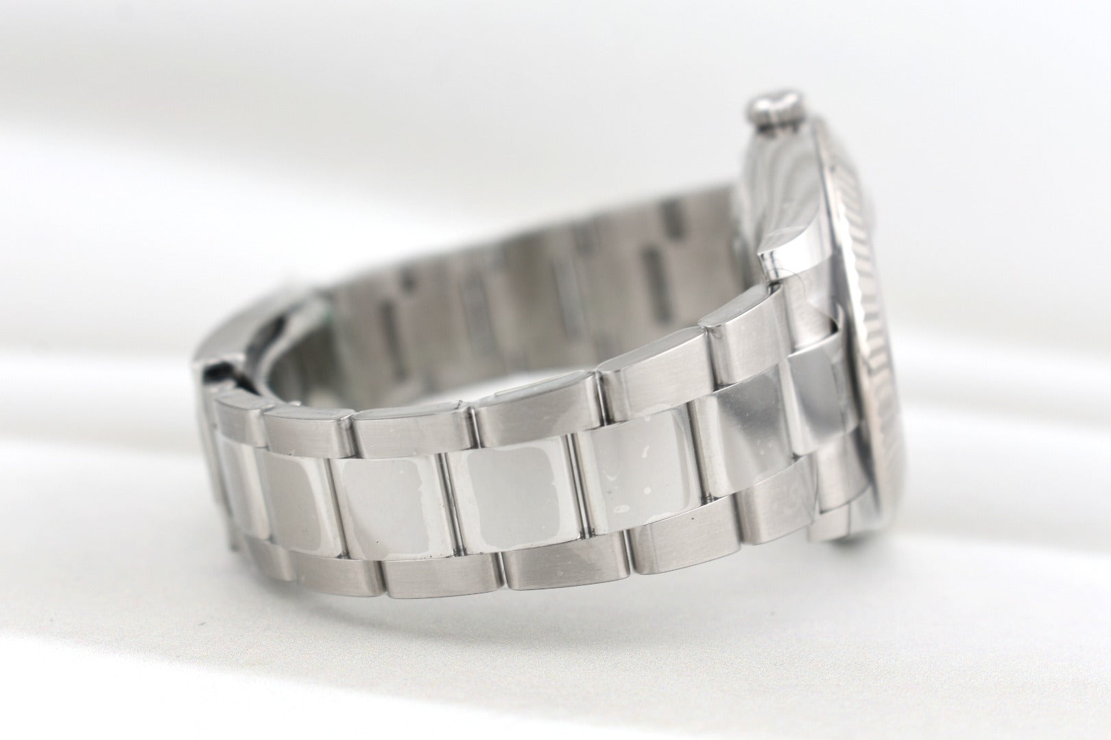 Rolex Datejust 41 Rhodium Diamond Dial Oyster Band 126334 2025