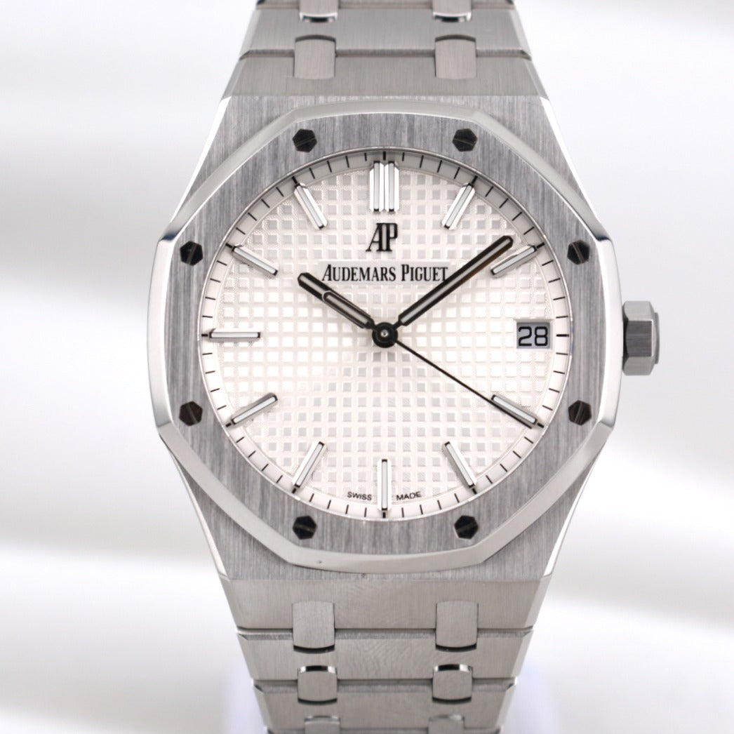Audemars Piguet Royal Oak White Dial 15500ST 2021