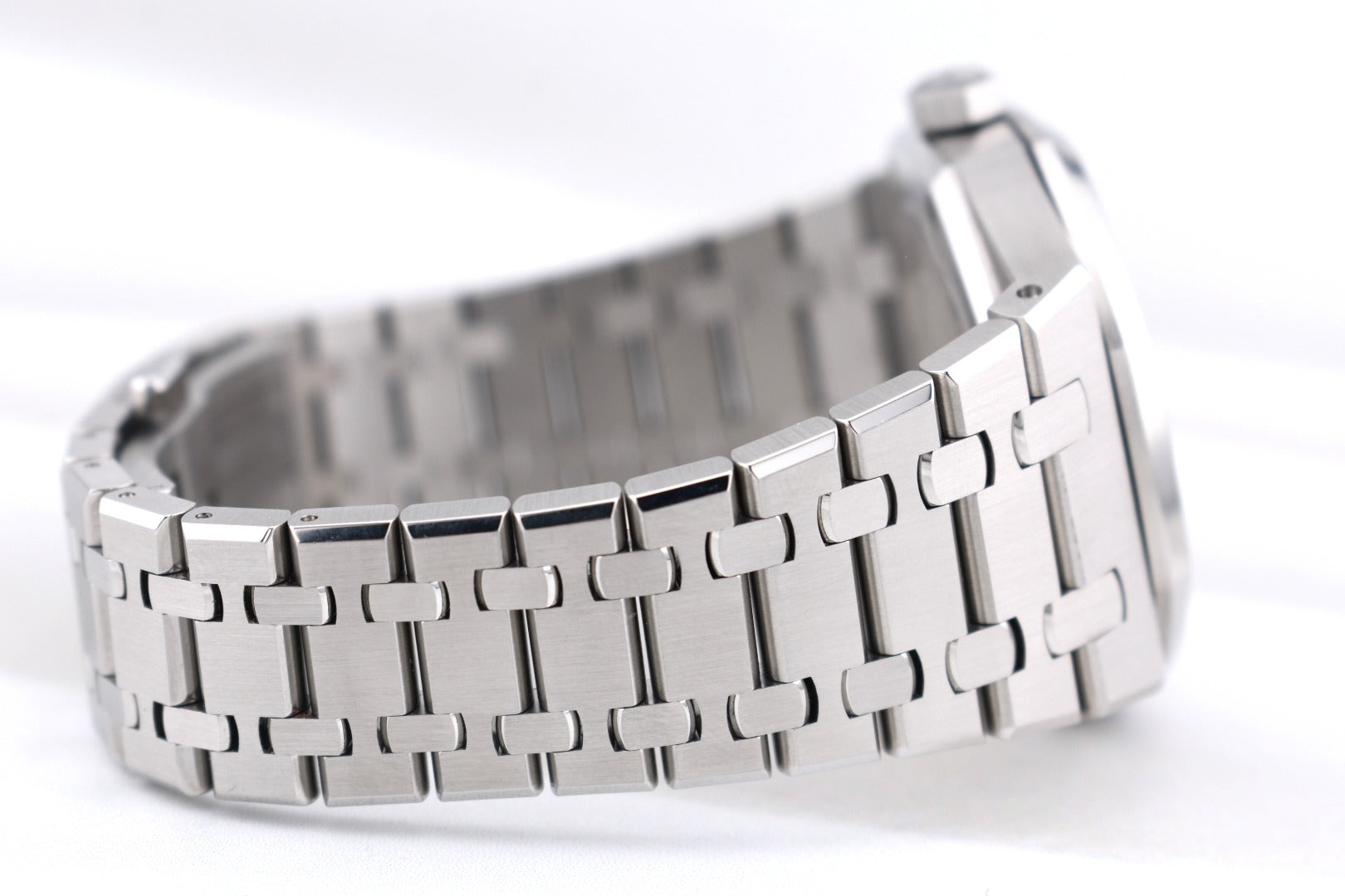 Audemars Piguet Royal Oak White Dial 15500ST 2021