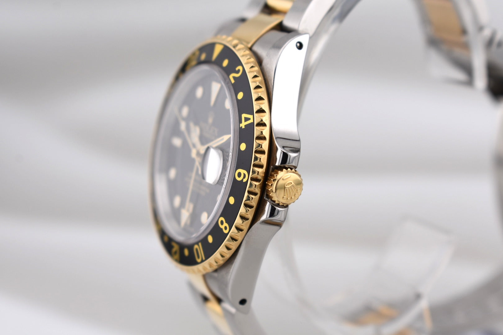 Rolex GMT Master II Two Tone Yellow Gold Black Dial 16713 2000