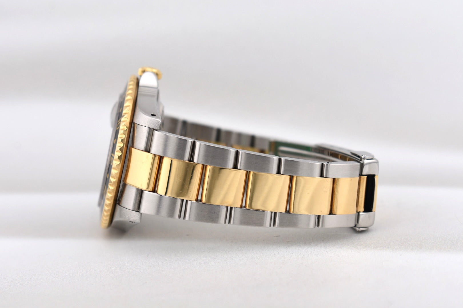 Rolex GMT Master II Two Tone Yellow Gold Black Dial 16713 2000