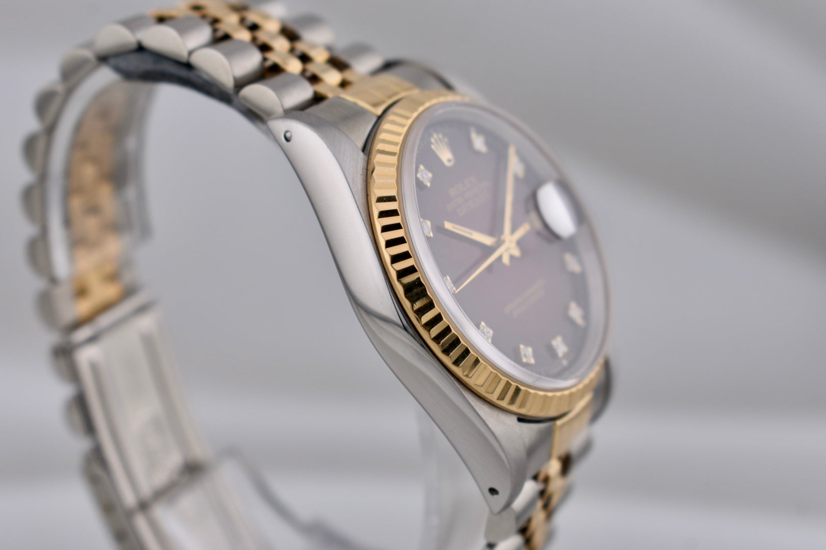 Rolex Datejust 36 Red Vignette Diamond Dial Two Tone Yellow Gold 16233 1989
