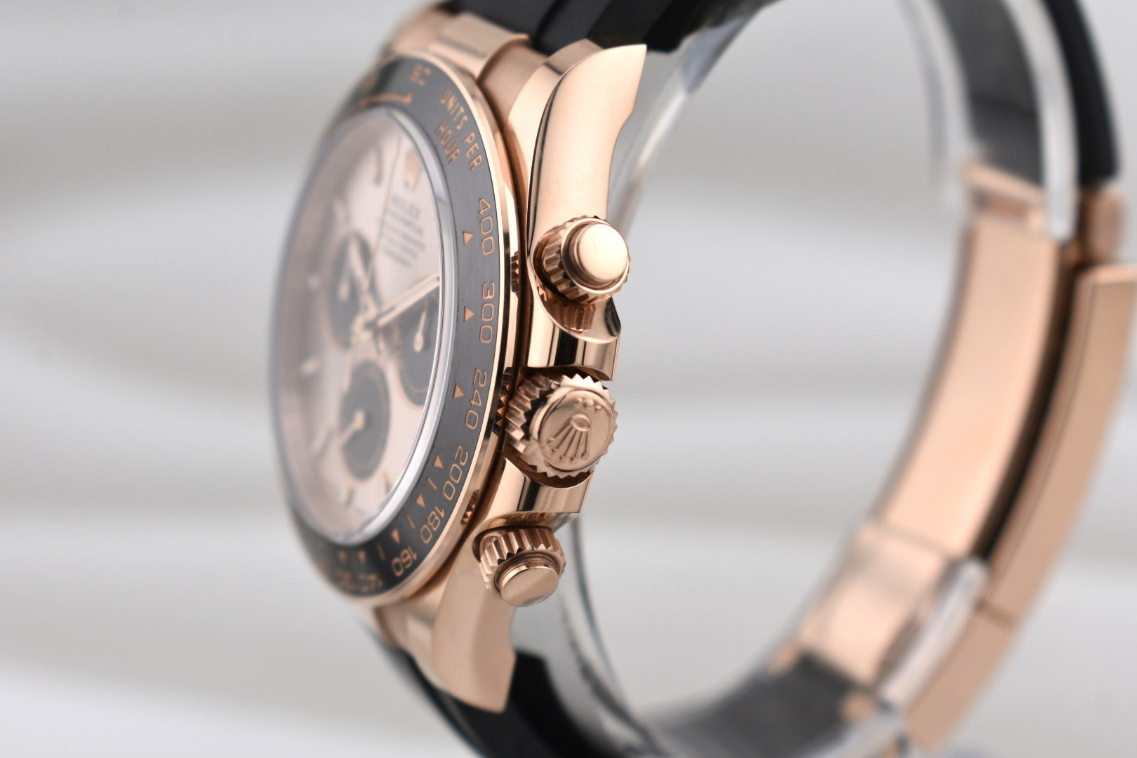 Rolex Daytona Sundust Dial Rose Gold Oysterflex 126515LN 2025