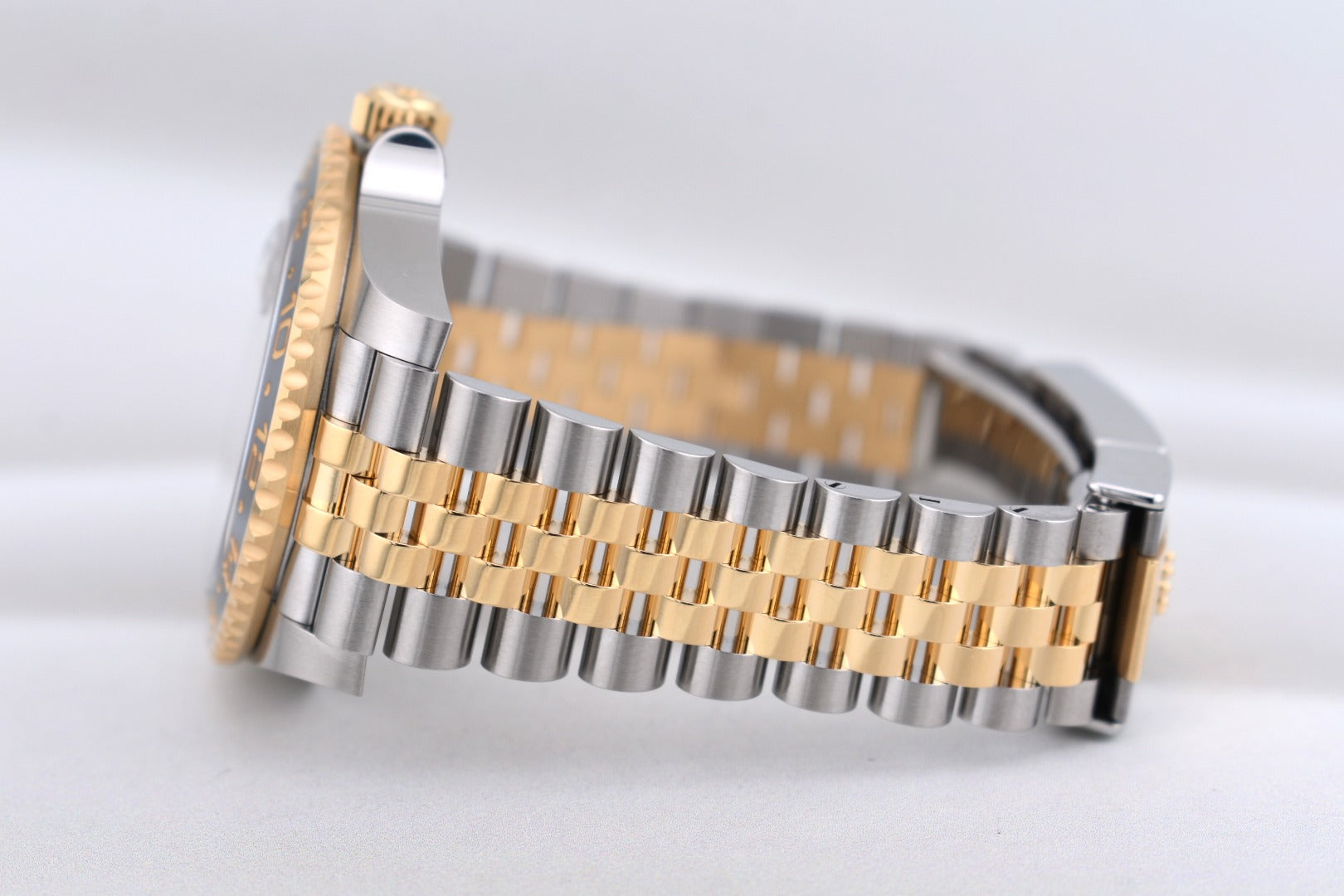 Rolex GMT Master II Two Tone Yellow Gold 'Zombie' 126713GRNR 2025