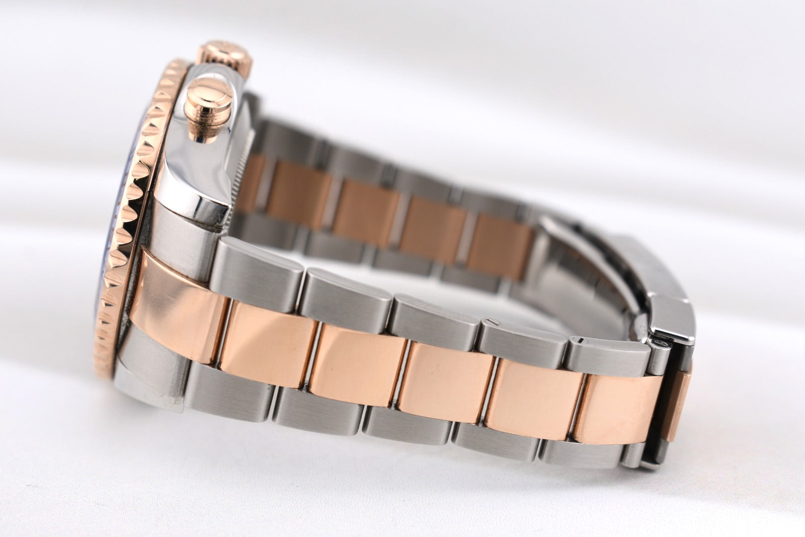 Rolex Yacht Master II Two Tone Rose Gold 116681 2022