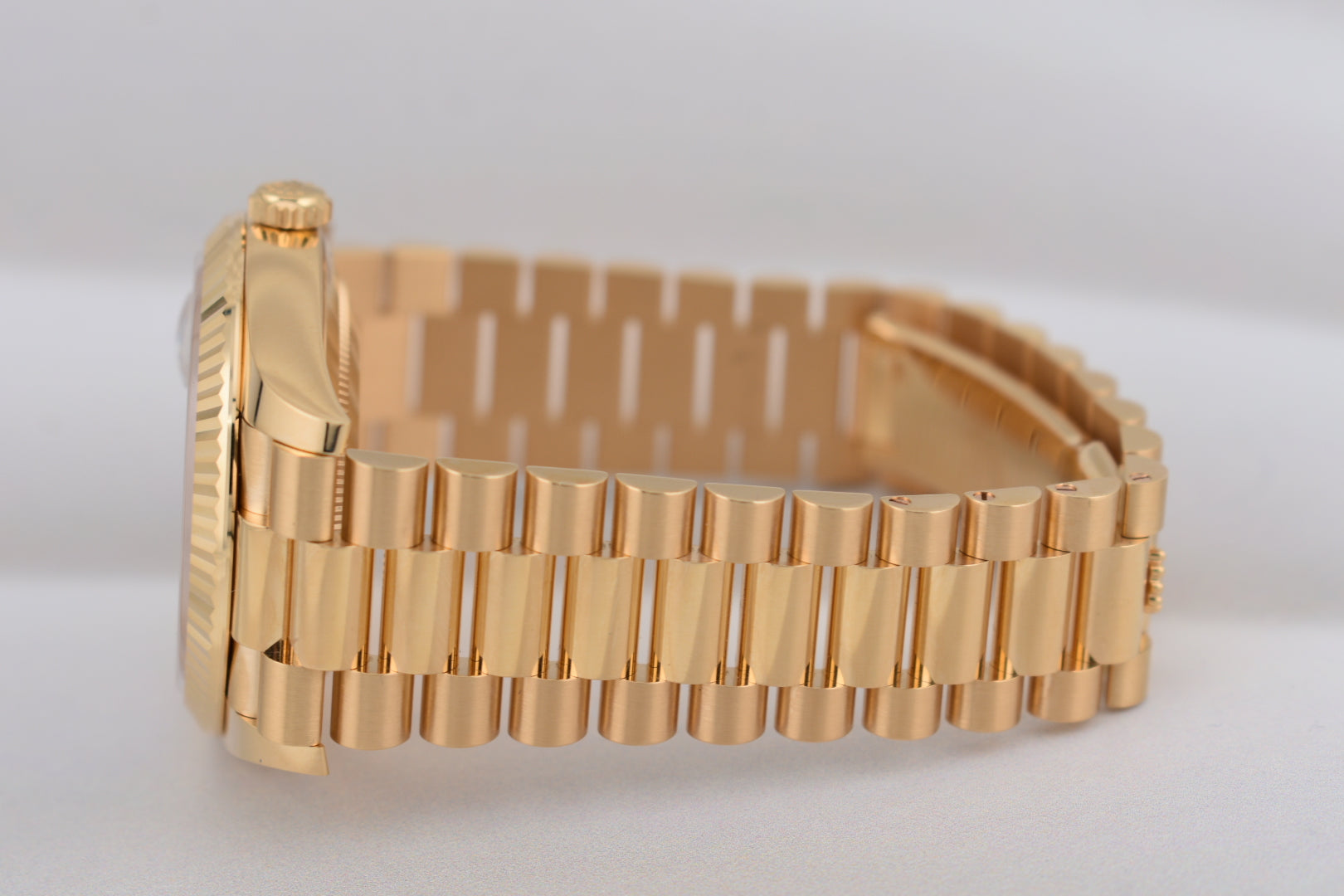 Rolex Day Date 40 Yellow Gold Mother of Pearl Baguette Diamond Markers 228238 2025