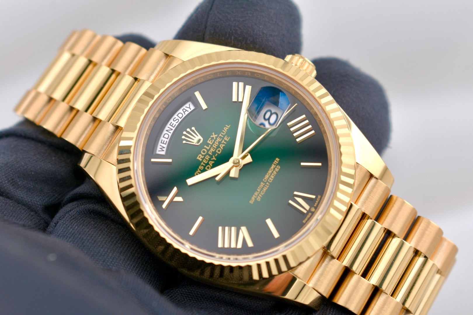 Rolex Day Date 40 Yellow Gold Ombré Green Dial 228238 2025