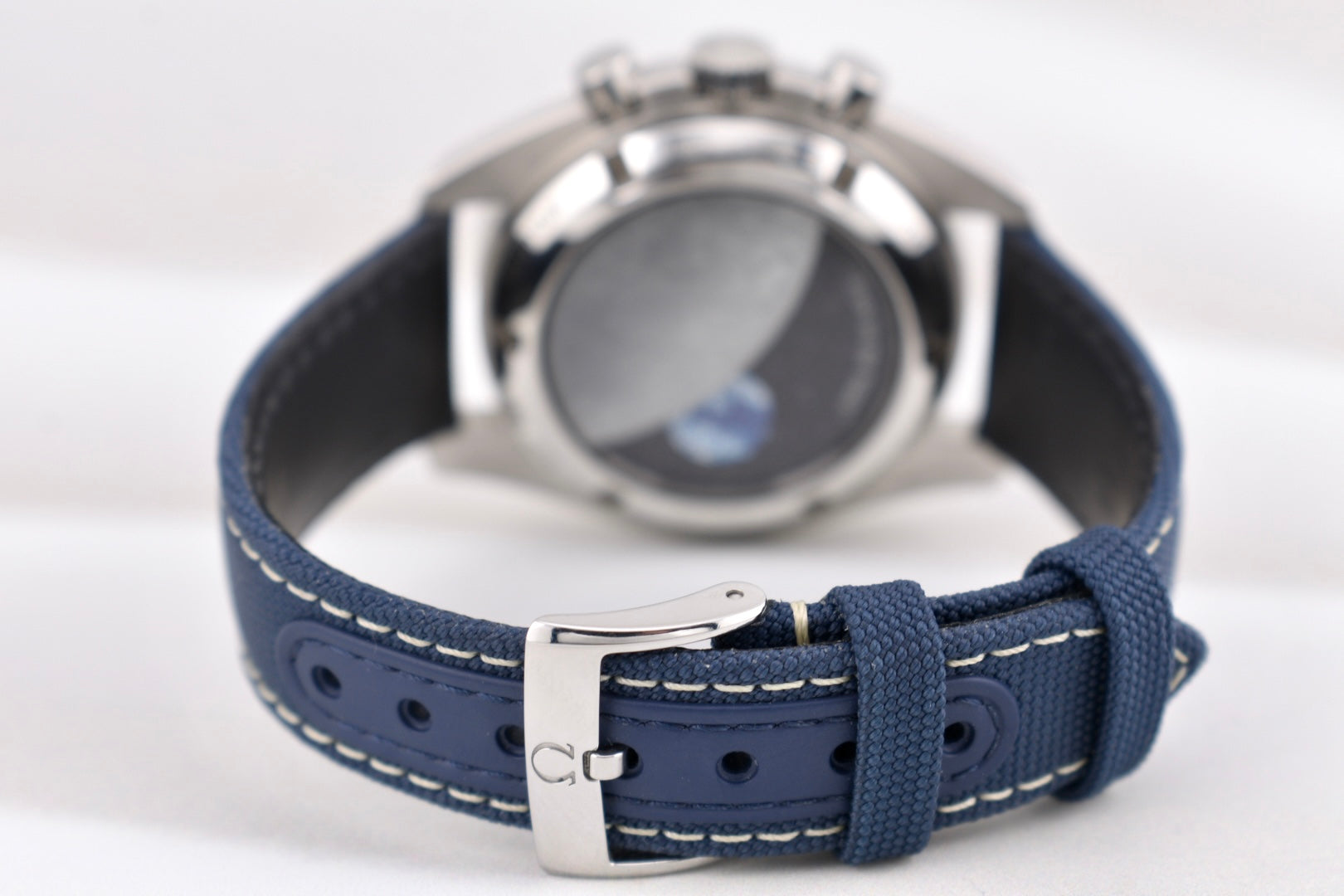 Omega Speedmaster 'Snoopy' Ceramic 310.32.42.50.02.001 2024