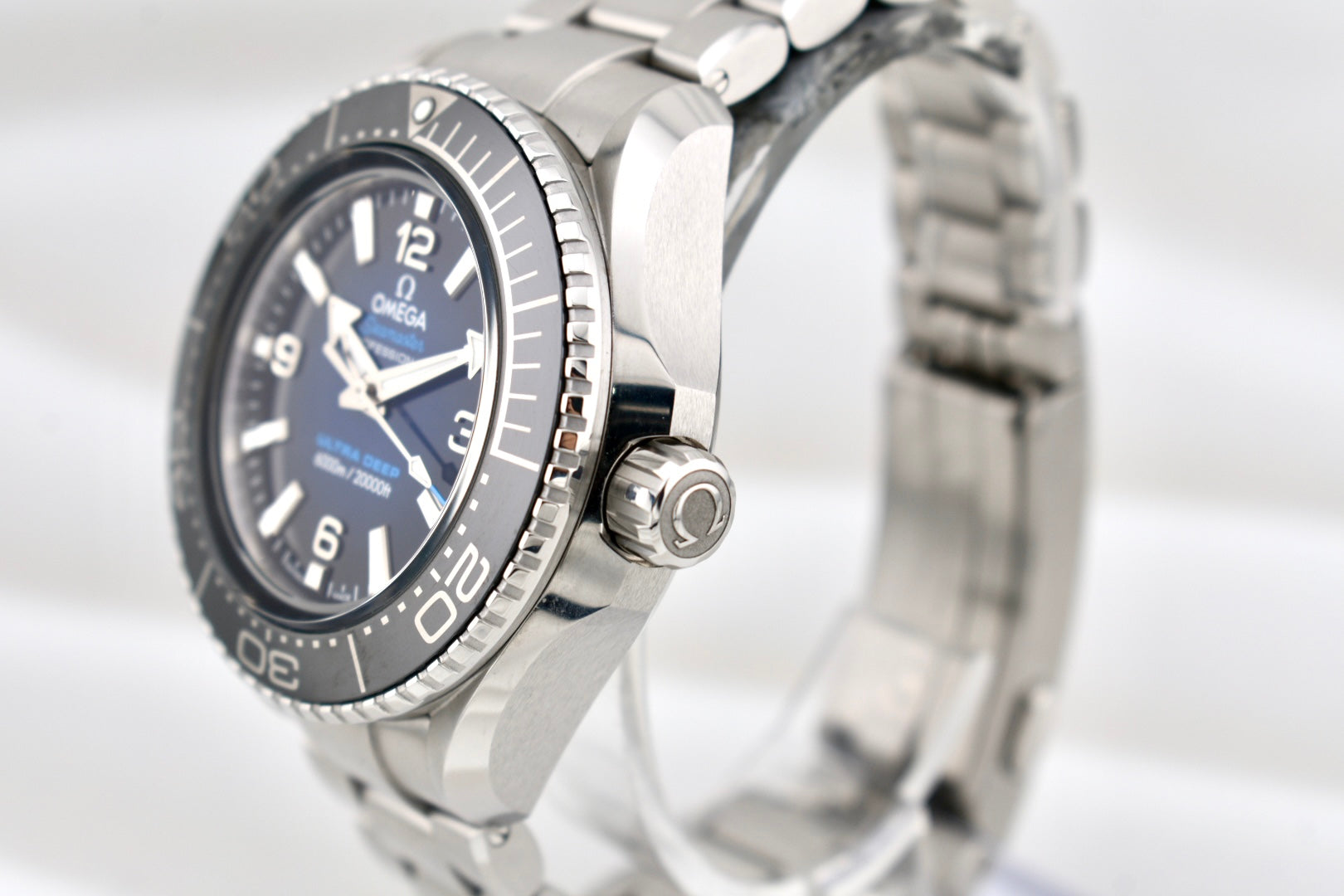 Omega Seamaster Ultra Deep 6000M Planet Ocean 215.30.46.21.03.001 2023