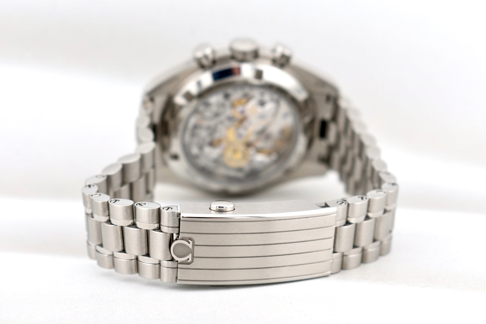 Omega Speedmaster Professional Moonwatch White Dial 310.30.42.50.04.001 2025