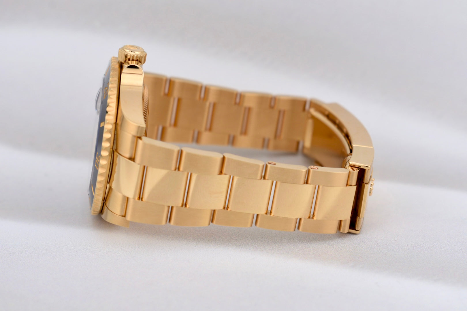 Rolex Submariner Yellow Gold Black Dial 'Blacksy' 126618LN 2022
