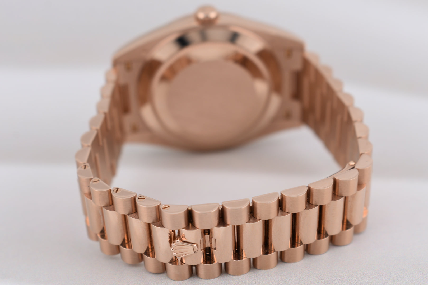Rolex Day Date 40 Everose Gold Chocolate Dial 228235 2024