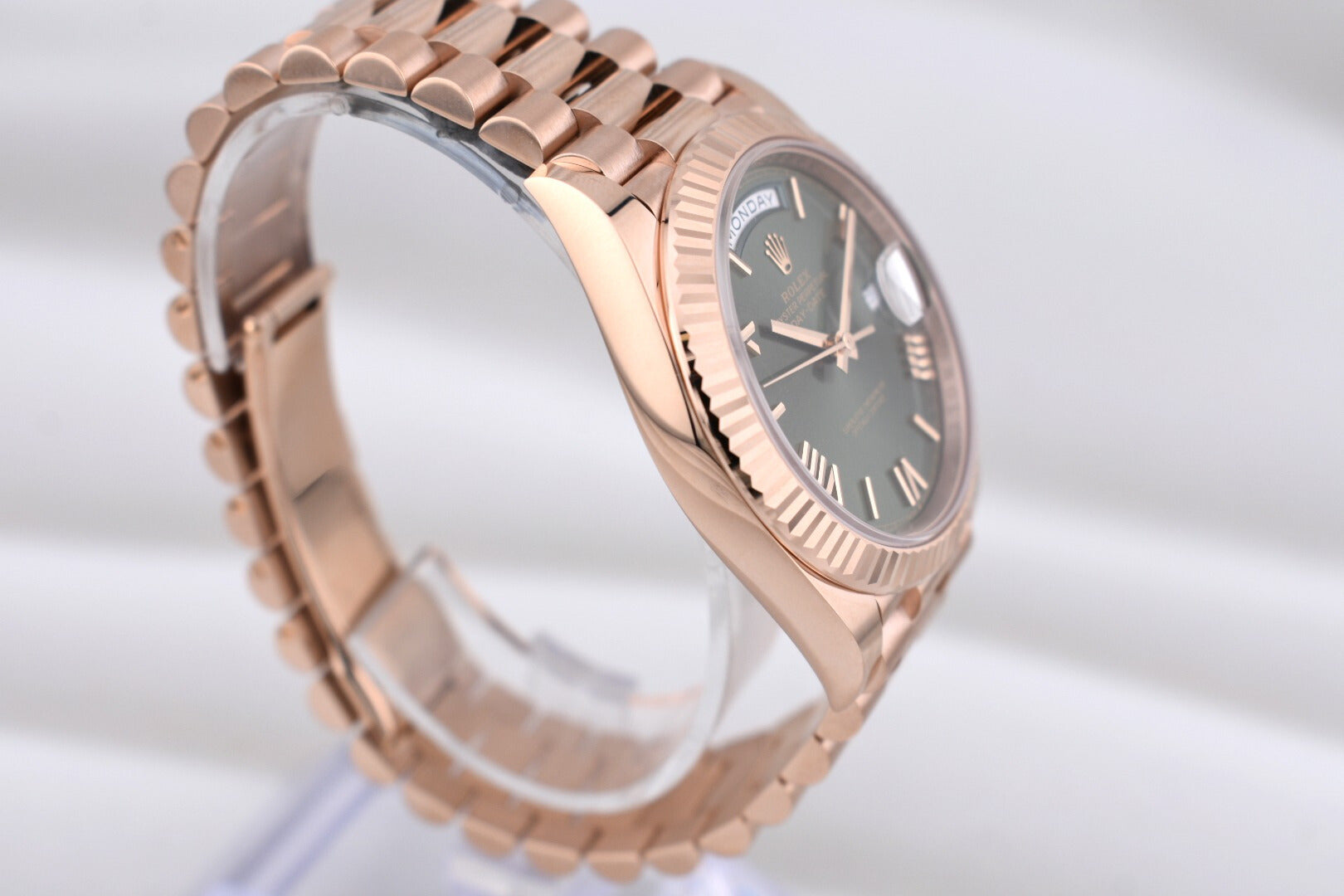 Rolex Day Date 40 Olive Green Rose Gold 228235 2025