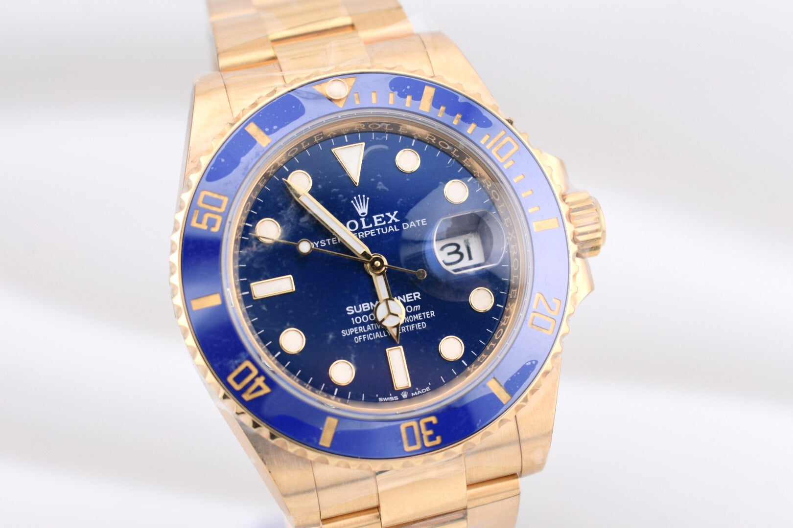 Rolex Submariner Date Yellow Gold Bluesy 126618LB 2022